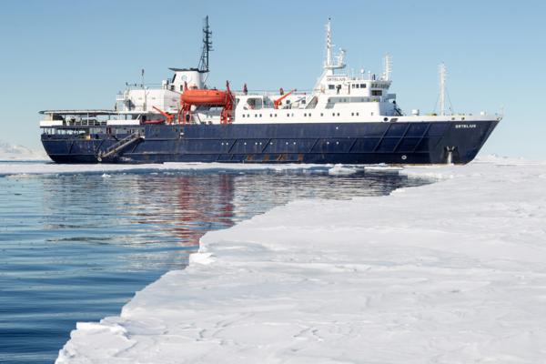 Barco Ortelius - ice class