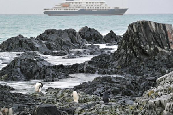 Hondius - Viajes Antártida - Islas Malvinas - Islas Georgia del Sur